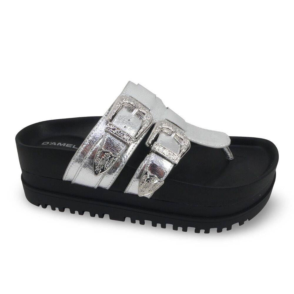 D'AMELIO Women’s 6.5 Nyra Bright Silver Faux Leather Thong Buckle Flatform Sanda